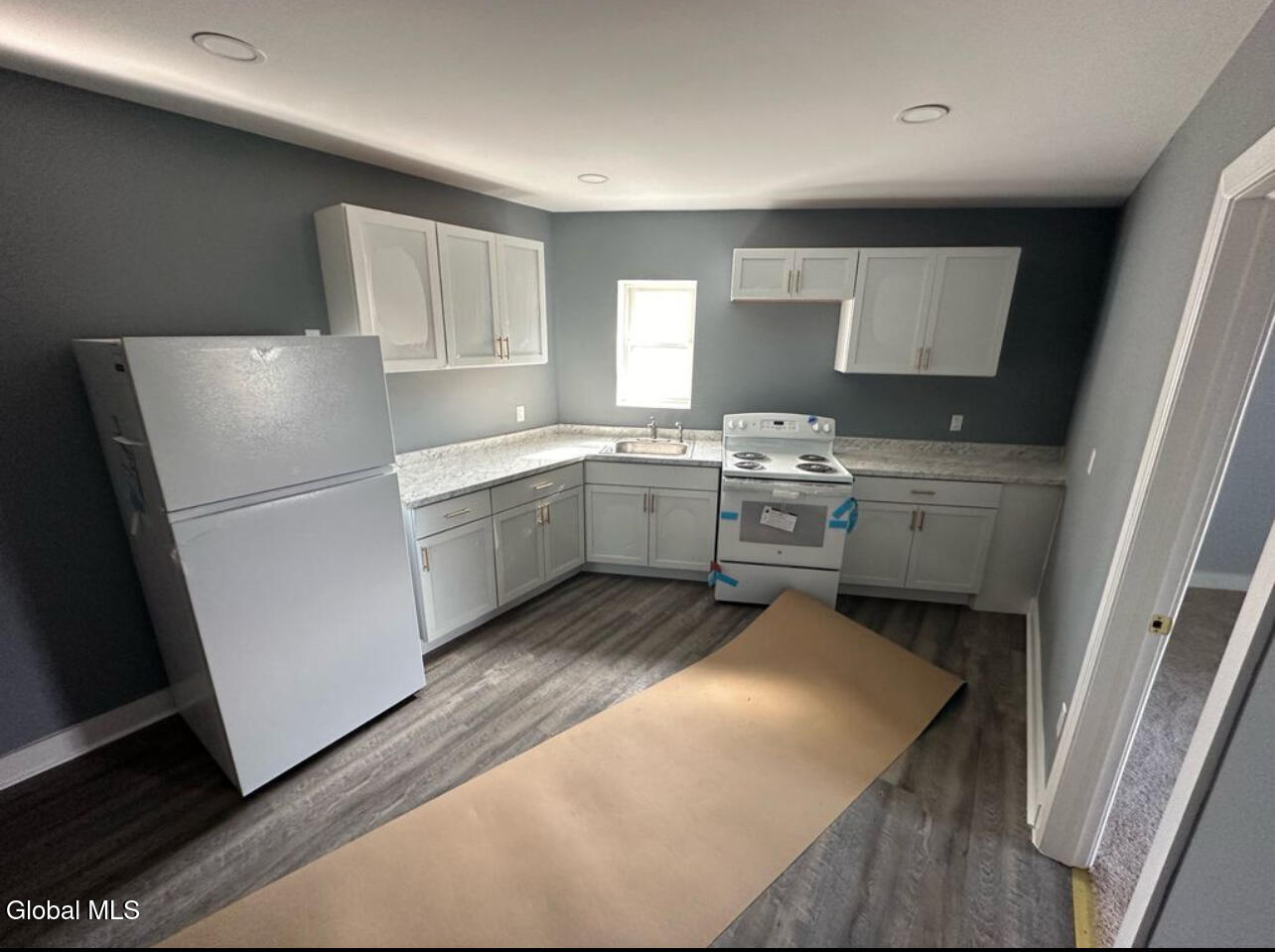 1115 McClyman Street Schenectady, NY 12307 - Photo 12 of 25 IMG_7682