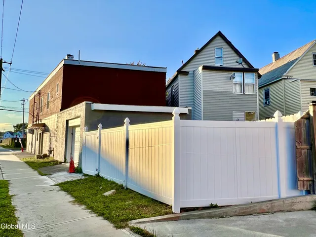 $449,000 | 1115 McClyman Street, Schenectady, NY 12307