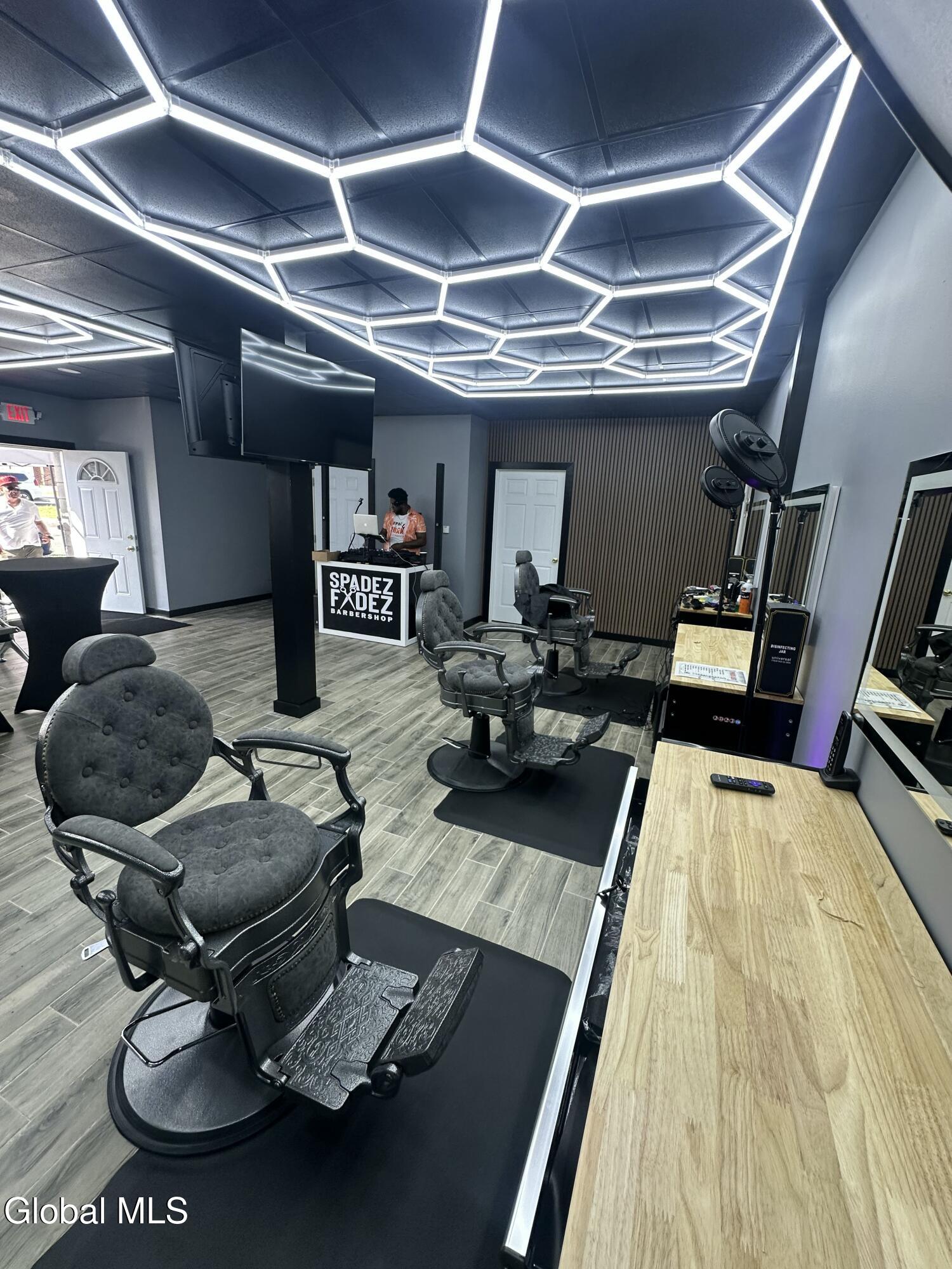 1115 McClyman Street Schenectady, NY 12307 - Photo 6 of 25 IMG_1949