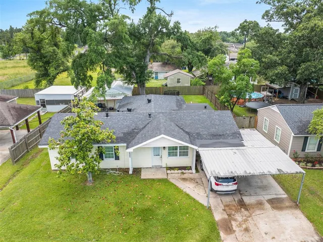 $1,500 | 1325 East Burton Street, Sulphur, LA 70663