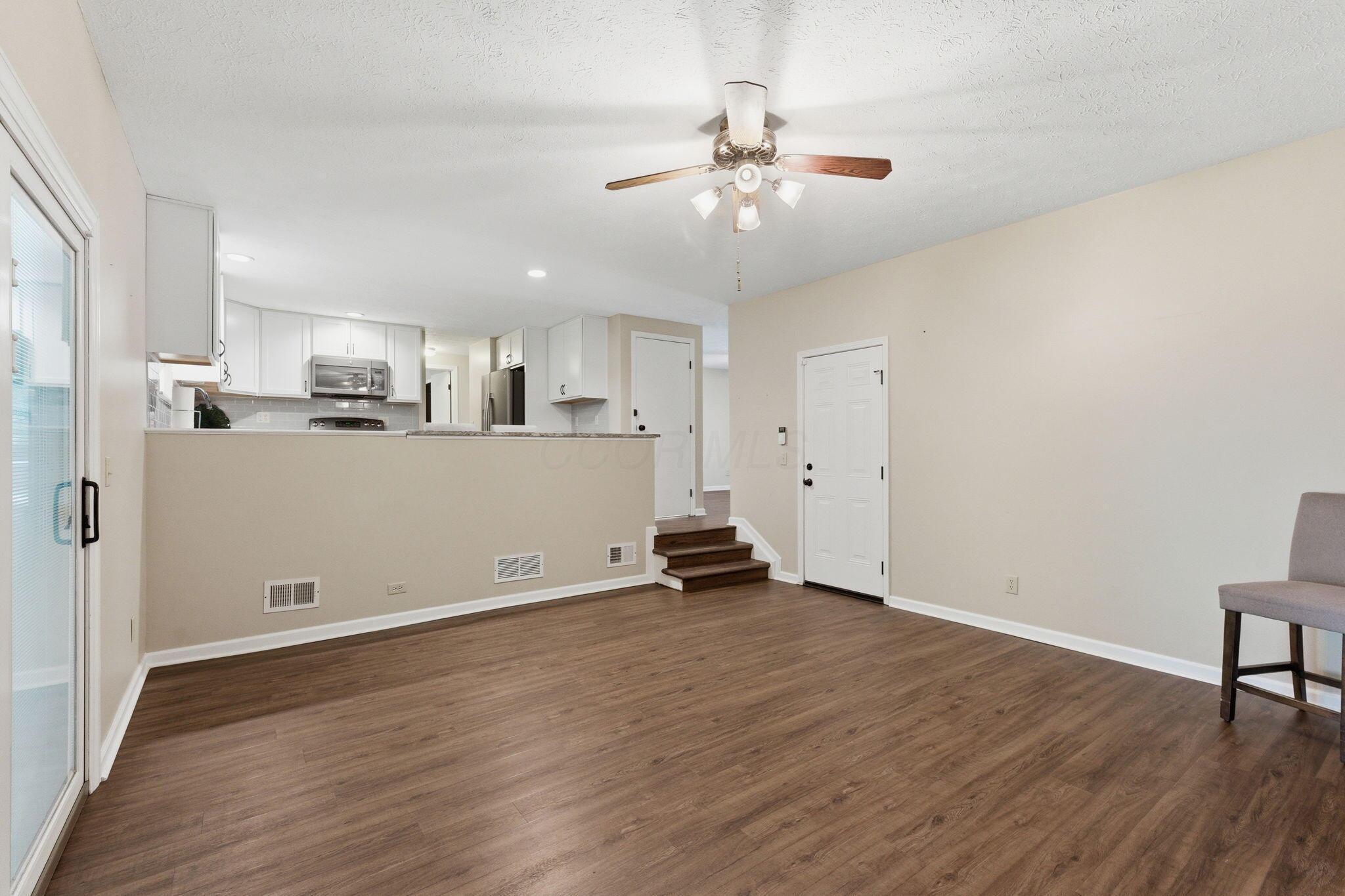 8715 Ripton Drive Powell, OH 43065 - Photo 11 of 39