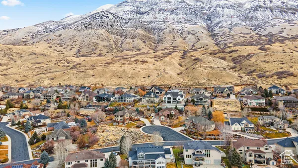 $390,000 | 3408 Bear Canyon Lane, Unit 53, Pleasant Grove, UT 84062