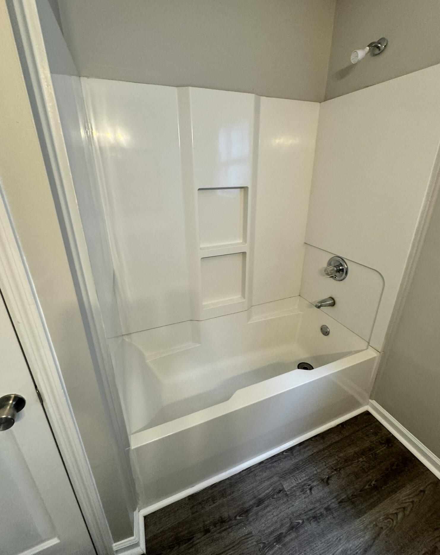 420 Indigo Road Goose Creek, SC 29445 - Photo 16 of 19 prmary bedrm tub