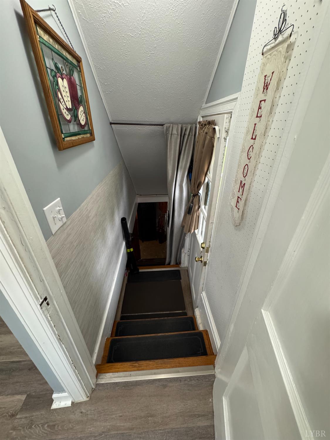 100 New Chapel Road Rustburg, VA 24588 - Photo 27 of 44 a view of entryway