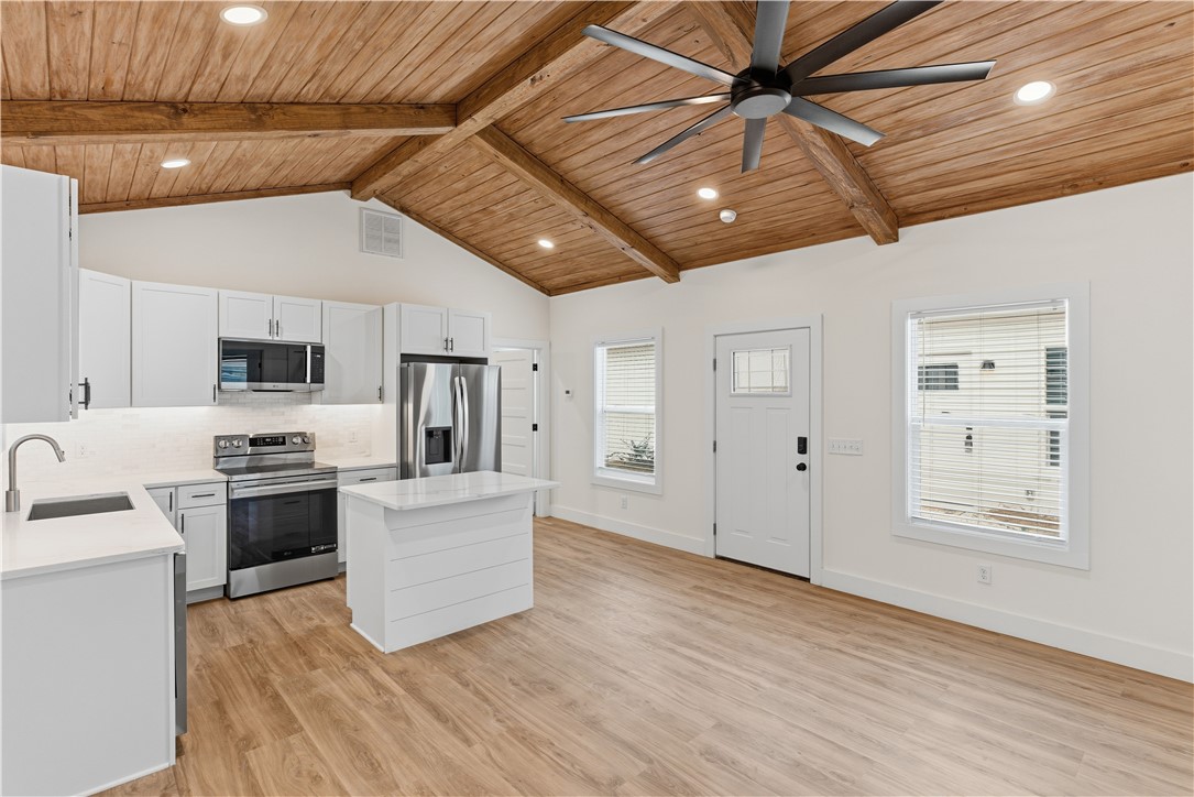 312 Palm Street St. Simons Island, GA 31522 - Photo 5 of 25
