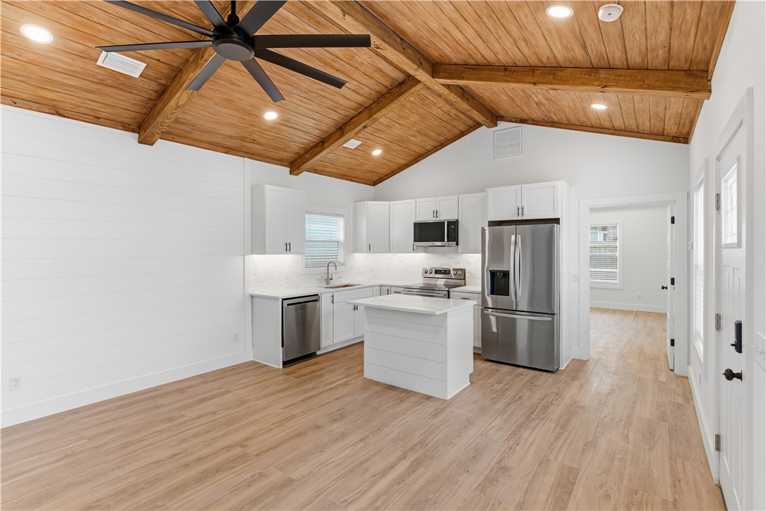 312 Palm Street St. Simons Island, GA 31522 - Photo 7 of 25