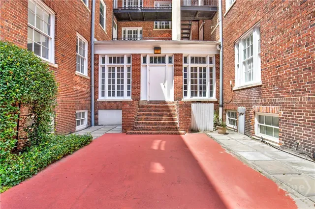 $550,750 | 105 West Oglethorpe Avenue, Unit 307, Savannah, GA 31401