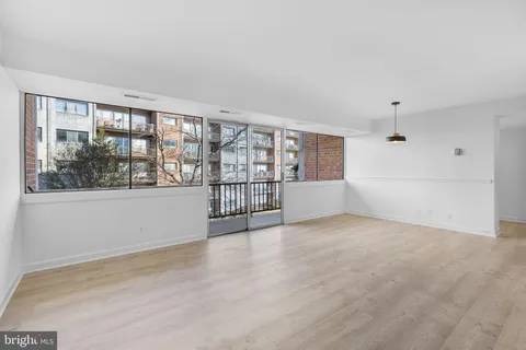 $205,000 | 5851 Quantrell Avenue, Unit 209, Alexandria, VA 22312