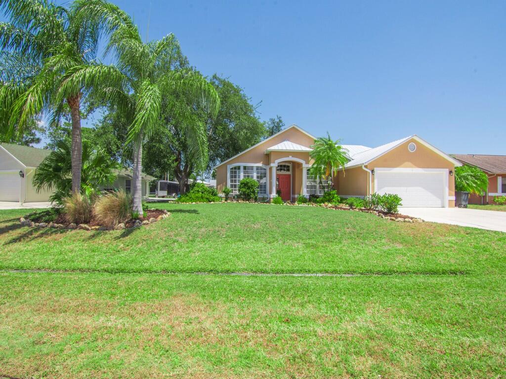 532 Southeast Cliff Road Port St. Lucie, FL 34984 - Photo 40 of 43 Resized038