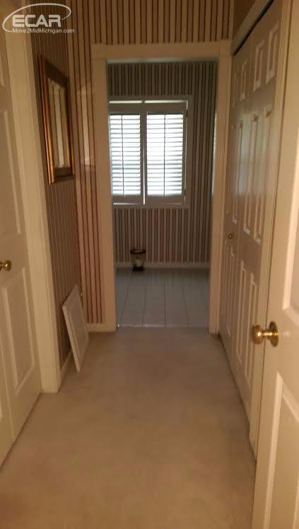 6621 Kings Pointe Road Grand Blanc, MI 48439 - Photo 18 of 24 20440367-17.JPG