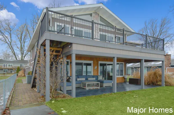 $875,000 | 3179 Sandy Beach Street, Wayland, MI 49348