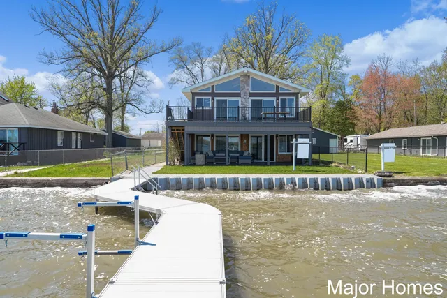 $875,000 | 3179 Sandy Beach Street, Wayland, MI 49348