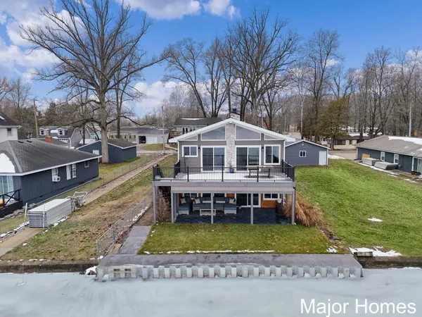 $875,000 | 3179 Sandy Beach Street, Wayland, MI 49348