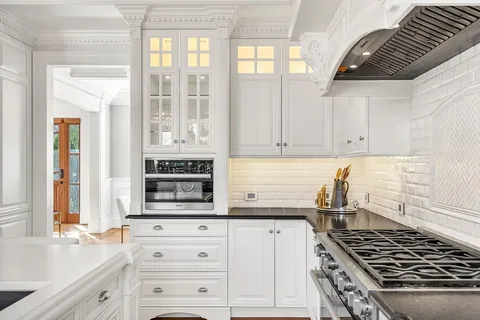 $5,497,000 | 48 Marshall Road, Wellesley, MA 02482