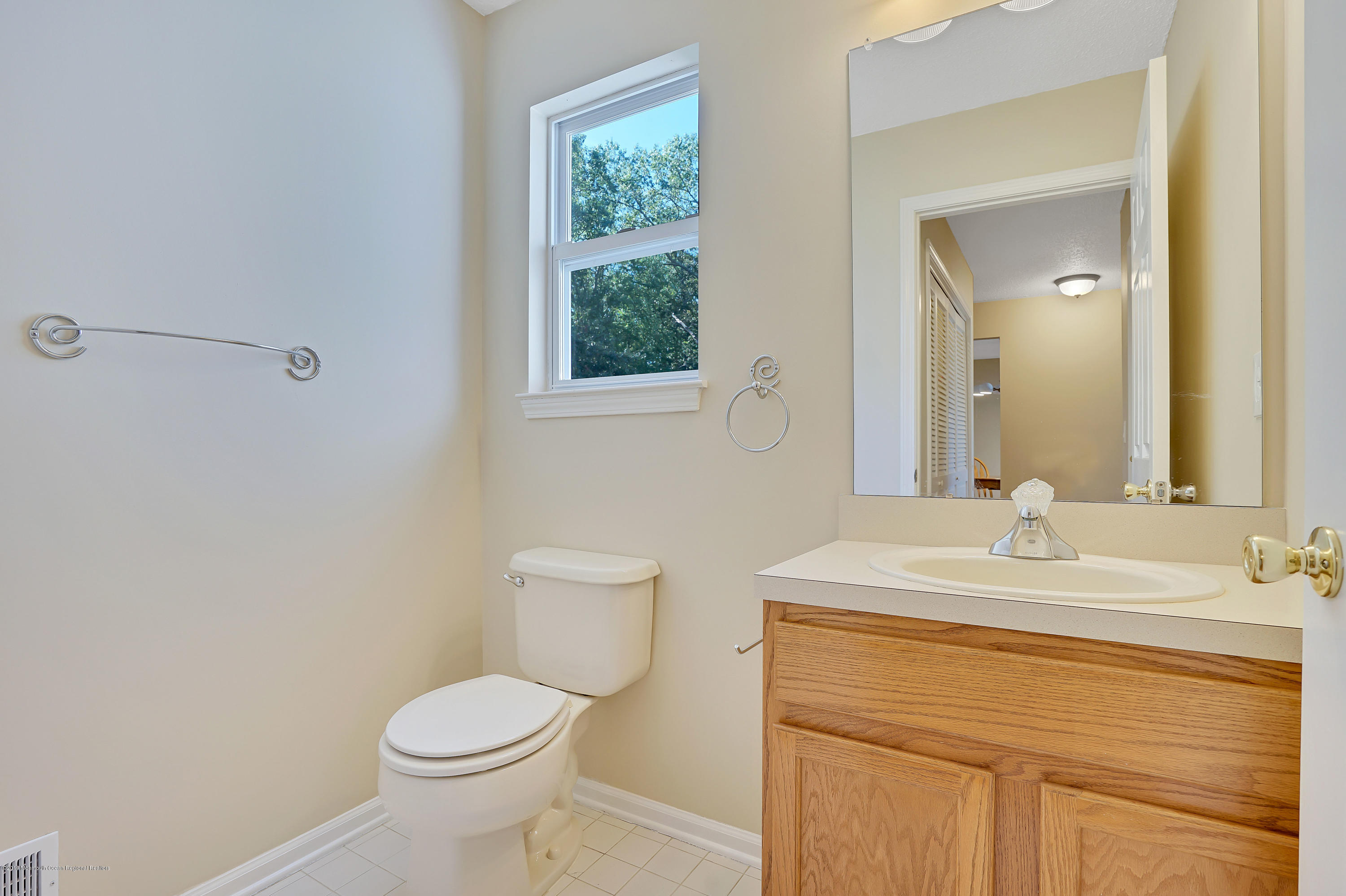 91 West Shenendoah Road Howell, NJ 07731 - Photo 11 of 39 027_dsc01431