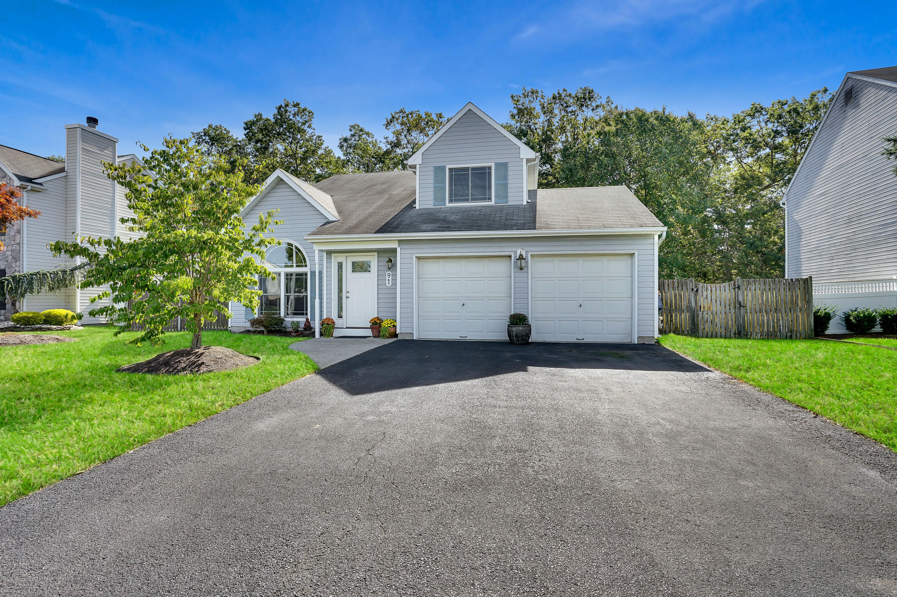 91 West Shenendoah Road Howell, NJ 07731 - Photo 2 of 39 001_dsc01521_1
