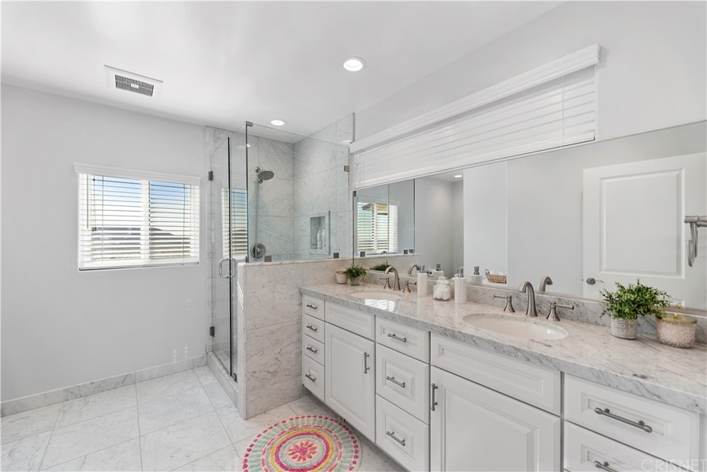 1132 Vista Ridge Burbank, CA 91504 - Photo 16 of 26