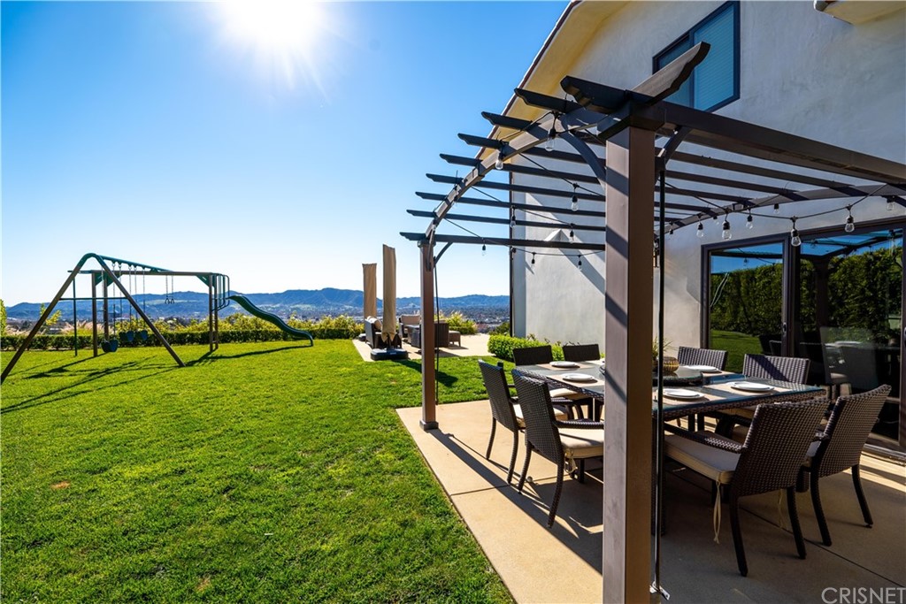 1132 Vista Ridge Burbank, CA 91504 - Photo 20 of 26