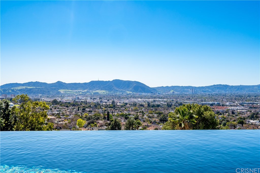 1132 Vista Ridge Burbank, CA 91504 - Photo 23 of 26