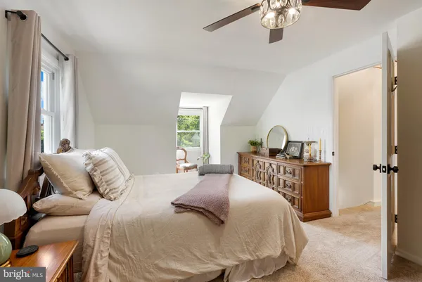 $539,900 | 6222 Groveland Road, Linthicum Heights, MD 21090
