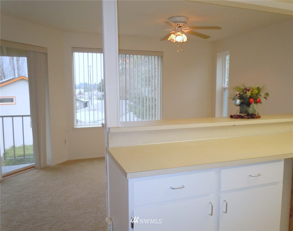 1541 Sheridan Road, Unit B2 Bremerton, WA 98310 - Photo 7 of 13 Gallery Image 7