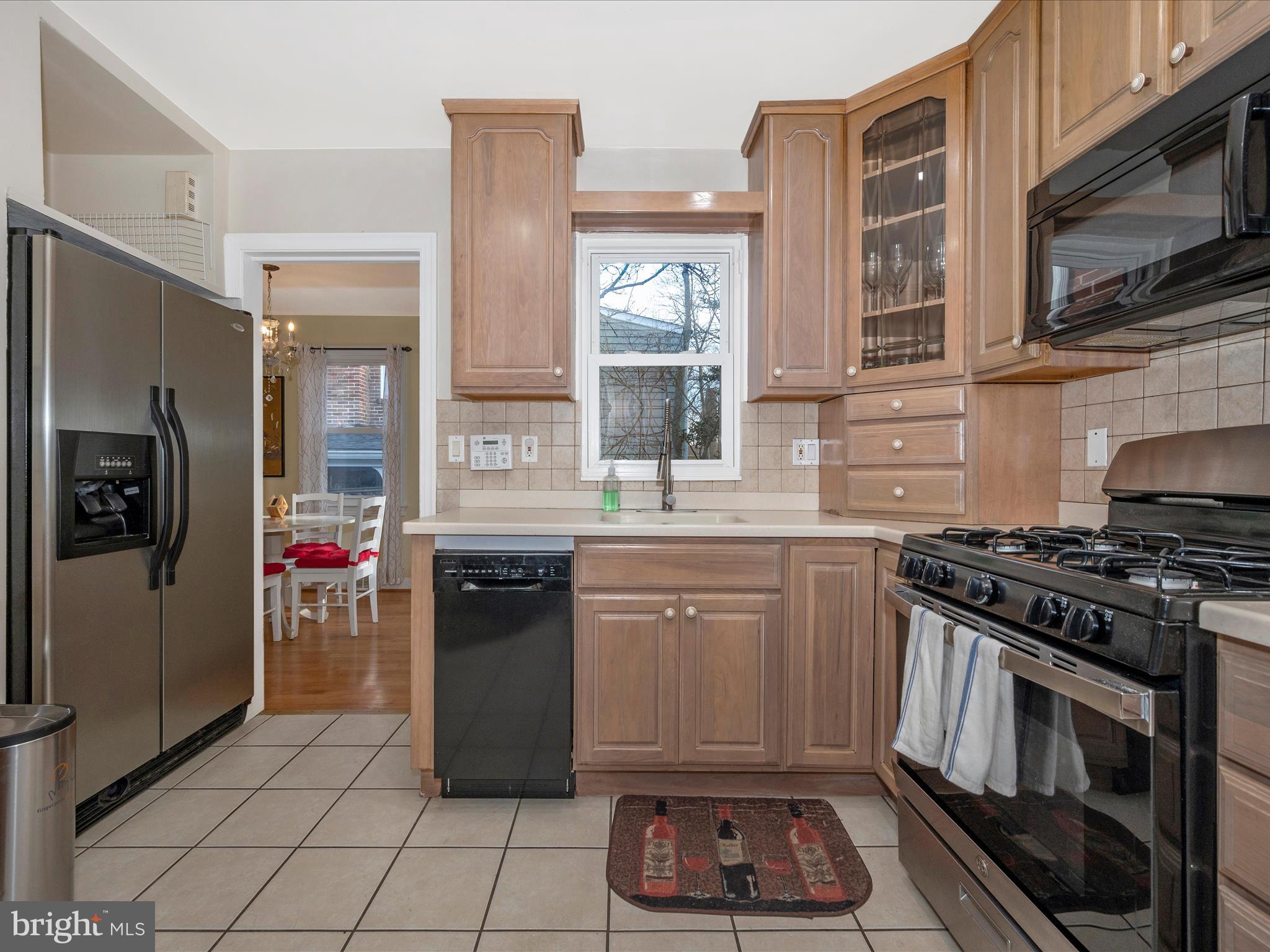744 Silver Spring Avenue Silver Spring, MD 20910 - Photo 18 of 59 Kitchen