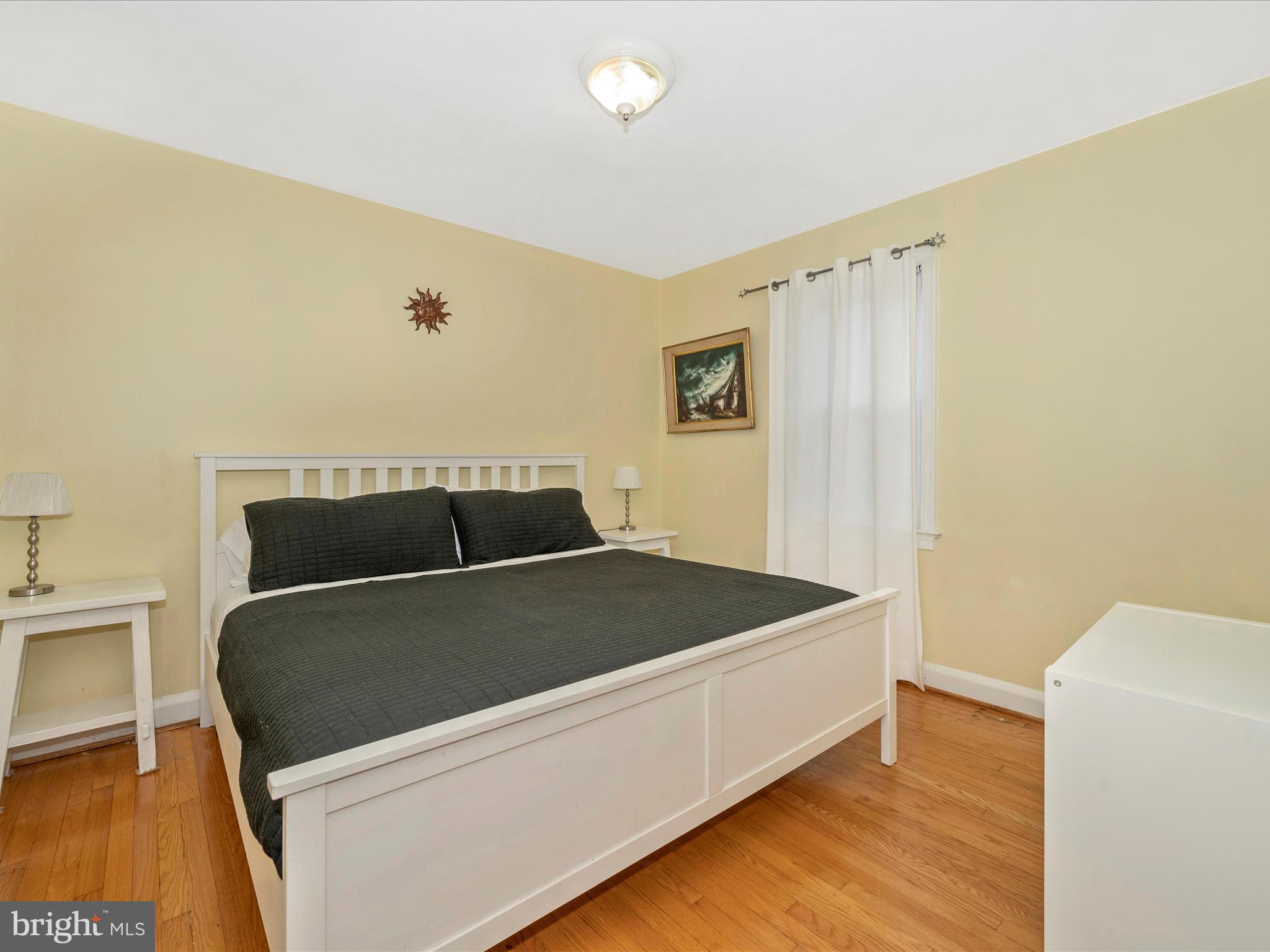 744 Silver Spring Avenue Silver Spring, MD 20910 - Photo 21 of 59 Bedroom 1