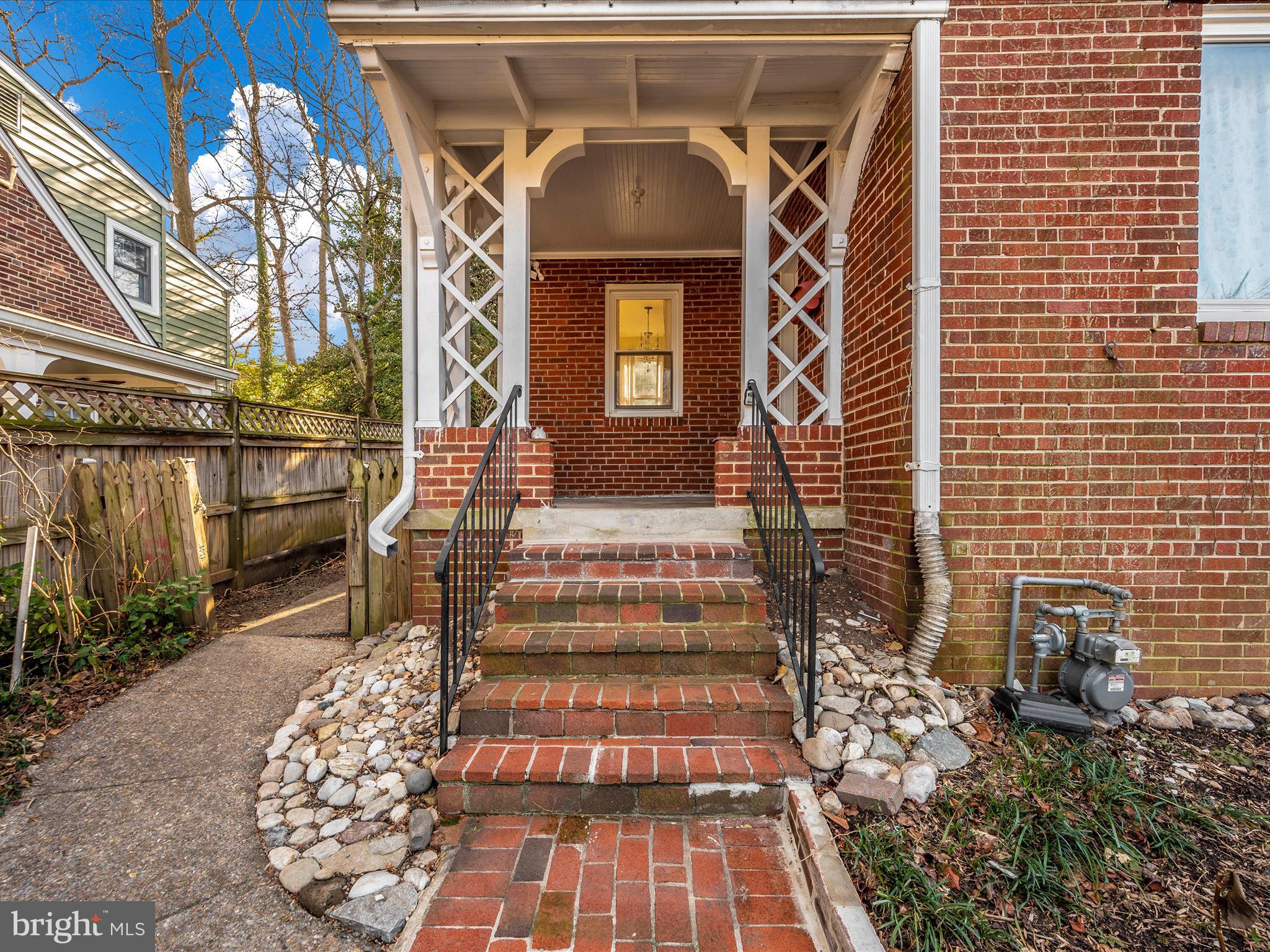744 Silver Spring Avenue Silver Spring, MD 20910 - Photo 7 of 59 Exterior Front