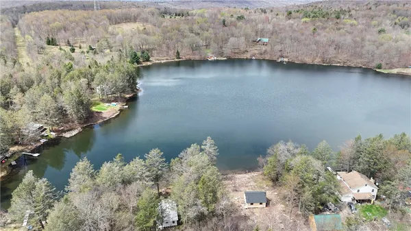 $250,000 | 675 Delaware Lake Road, Hancock, NY 12760