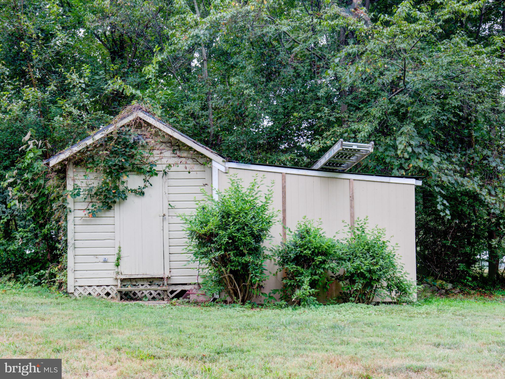 14768 Milltown Road Waterford, VA 20197 - Photo 26 of 26 Storage Sheds