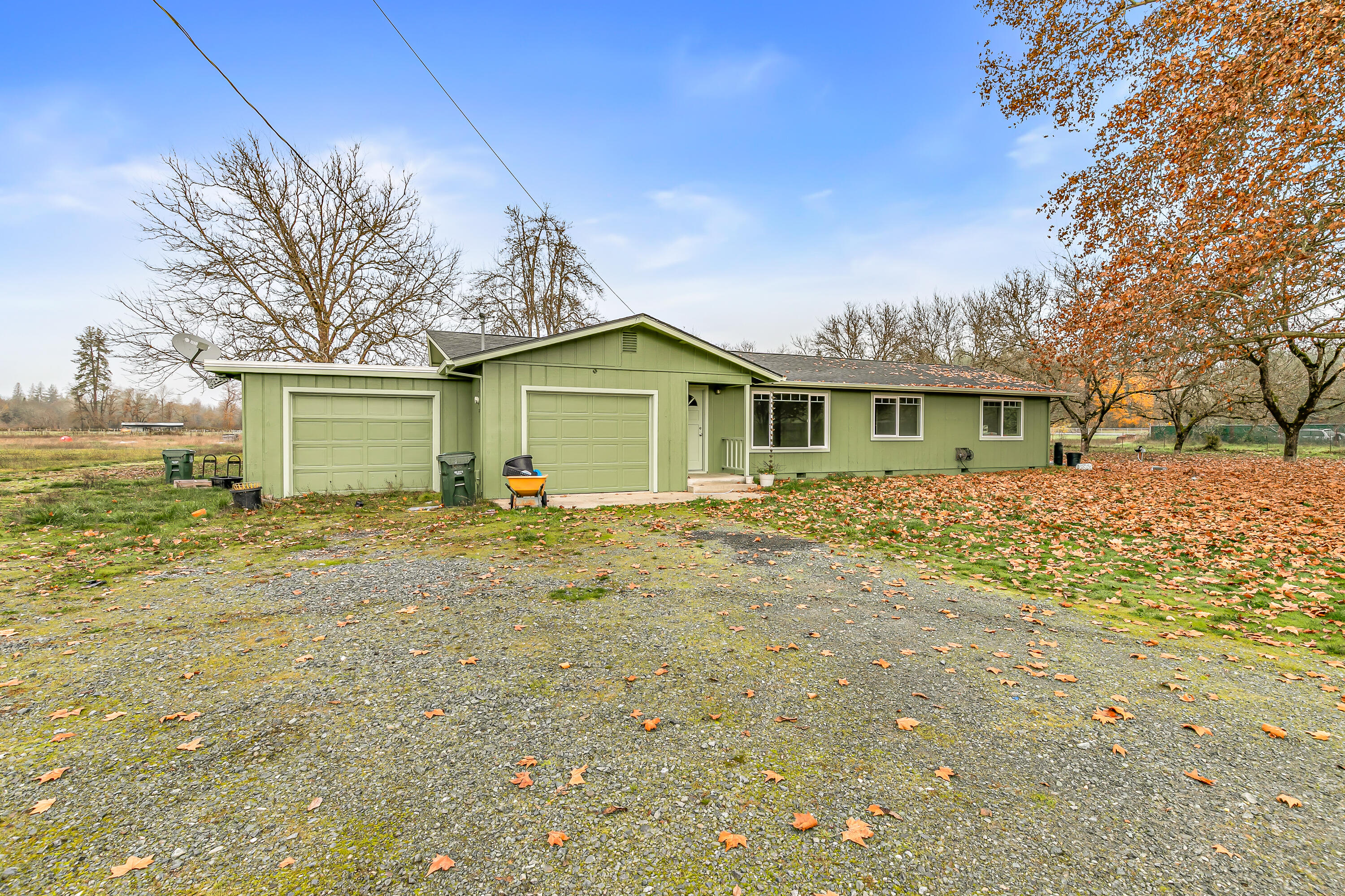 100 Minthorne Road Rogue River, OR 97537 - Photo 4 of 40 Home Front