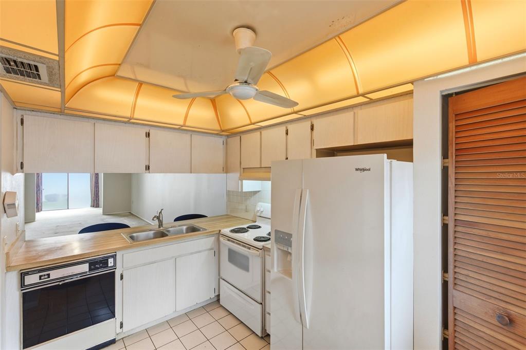 13250 Ridge Road, Unit 74 Largo, FL 33778 - Photo 9 of 31