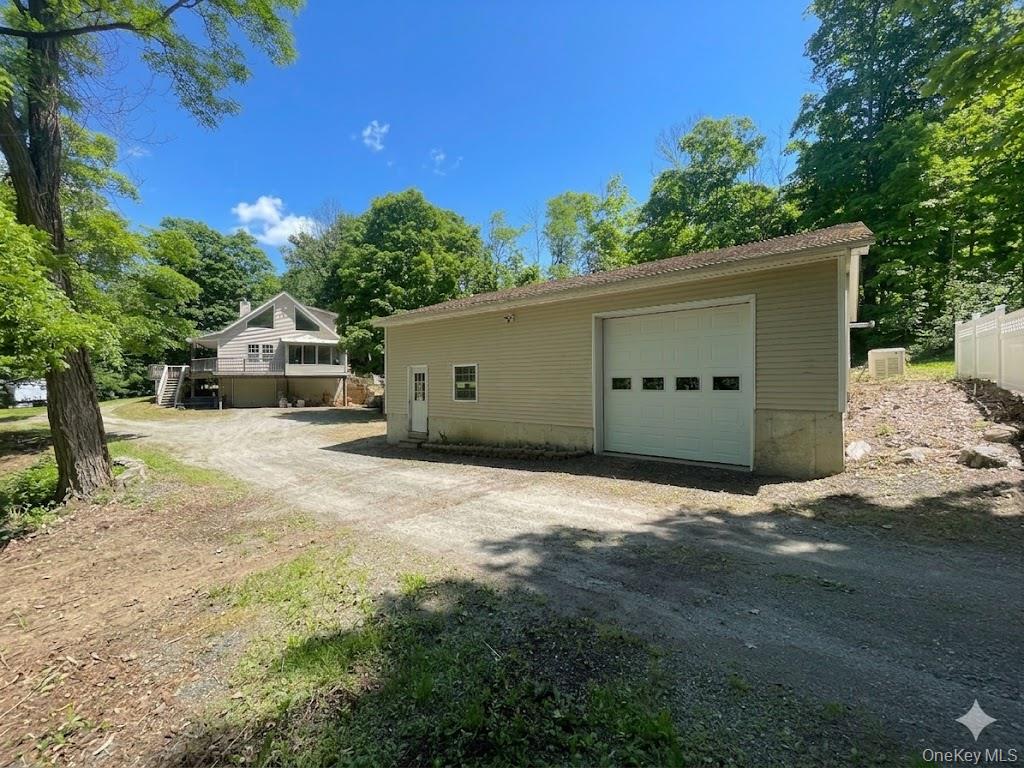 176 Downing Road Pleasant Valley, NY 12569 - Photo 5 of 30