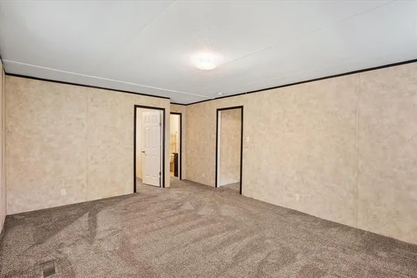 $2,600 | 12325 Hudson Drive, Alvarado, TX 76009