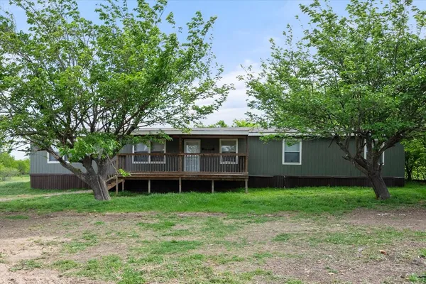 $2,600 | 12325 Hudson Drive, Alvarado, TX 76009