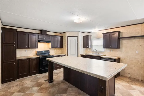 $2,600 | 12325 Hudson Drive, Alvarado, TX 76009