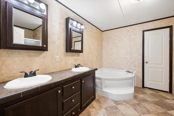 $2,600 | 12325 Hudson Drive, Alvarado, TX 76009