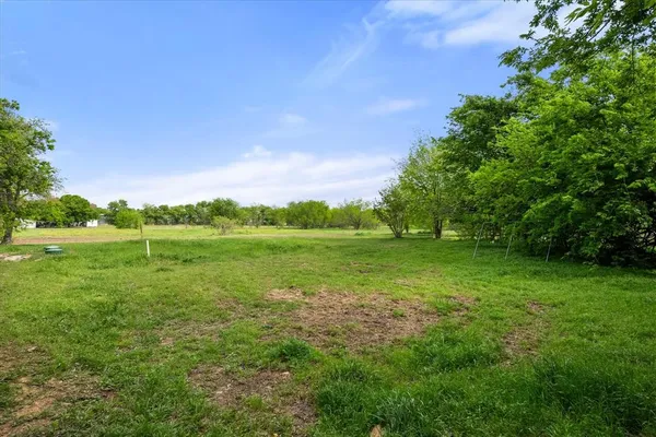 $2,600 | 12325 Hudson Drive, Alvarado, TX 76009