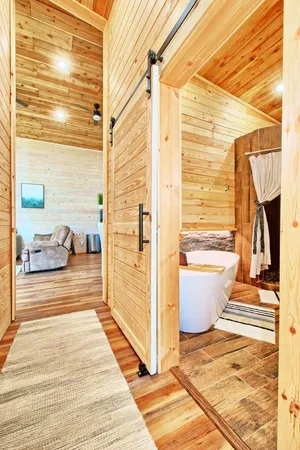 $285,000 | 13608 Fm 692, Burkeville, TX 75932