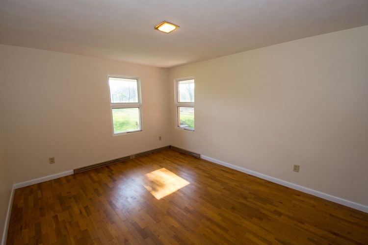 15130 Jackson Road Mishawaka, IN 46544 - Photo 8 of 36