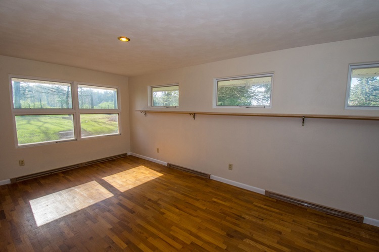 15130 Jackson Road Mishawaka, IN 46544 - Photo 10 of 36