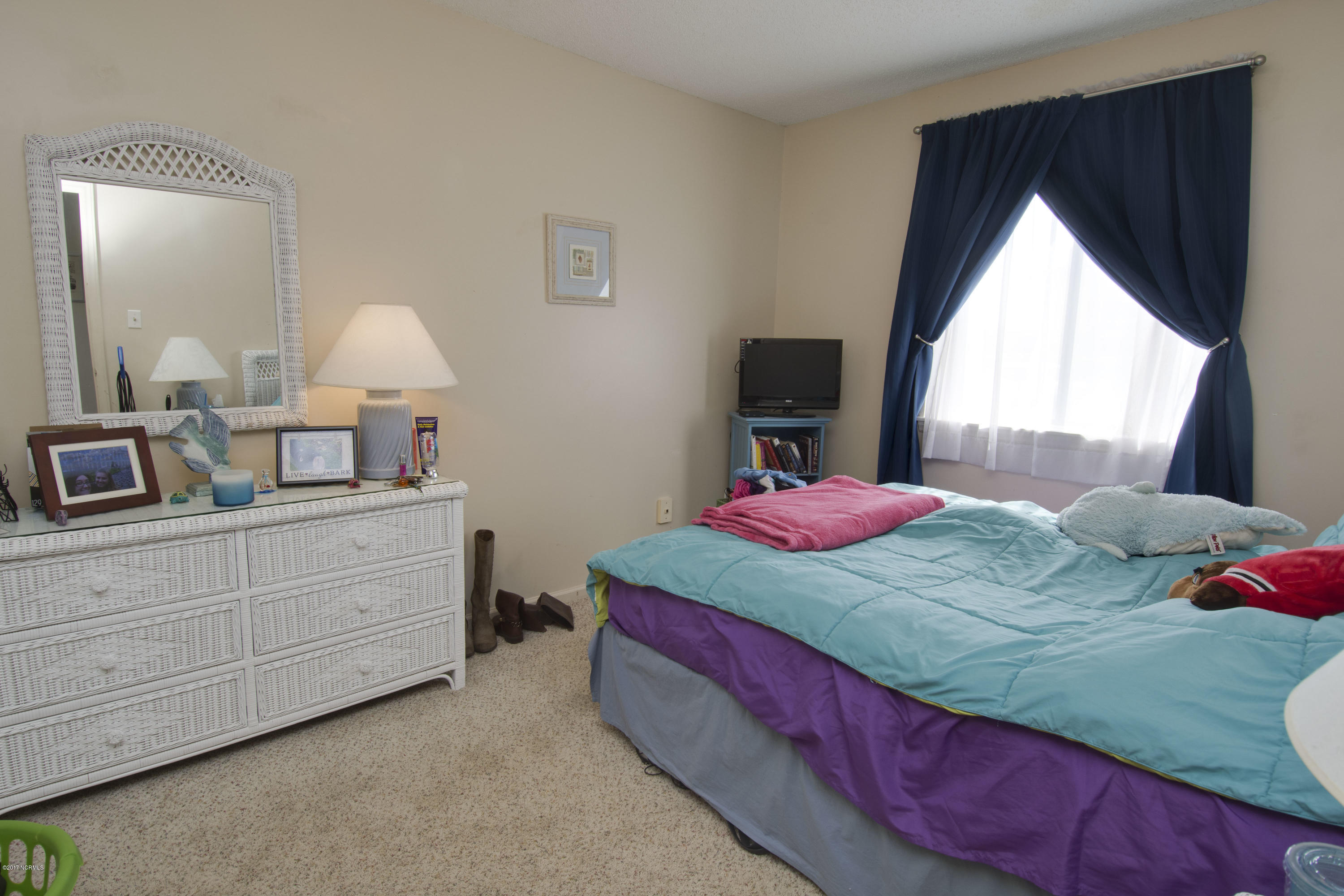 9201 Coast Guard Road, Unit I102 Emerald Isle, NC 28594 - Photo 12 of 24 DSC_0286-c