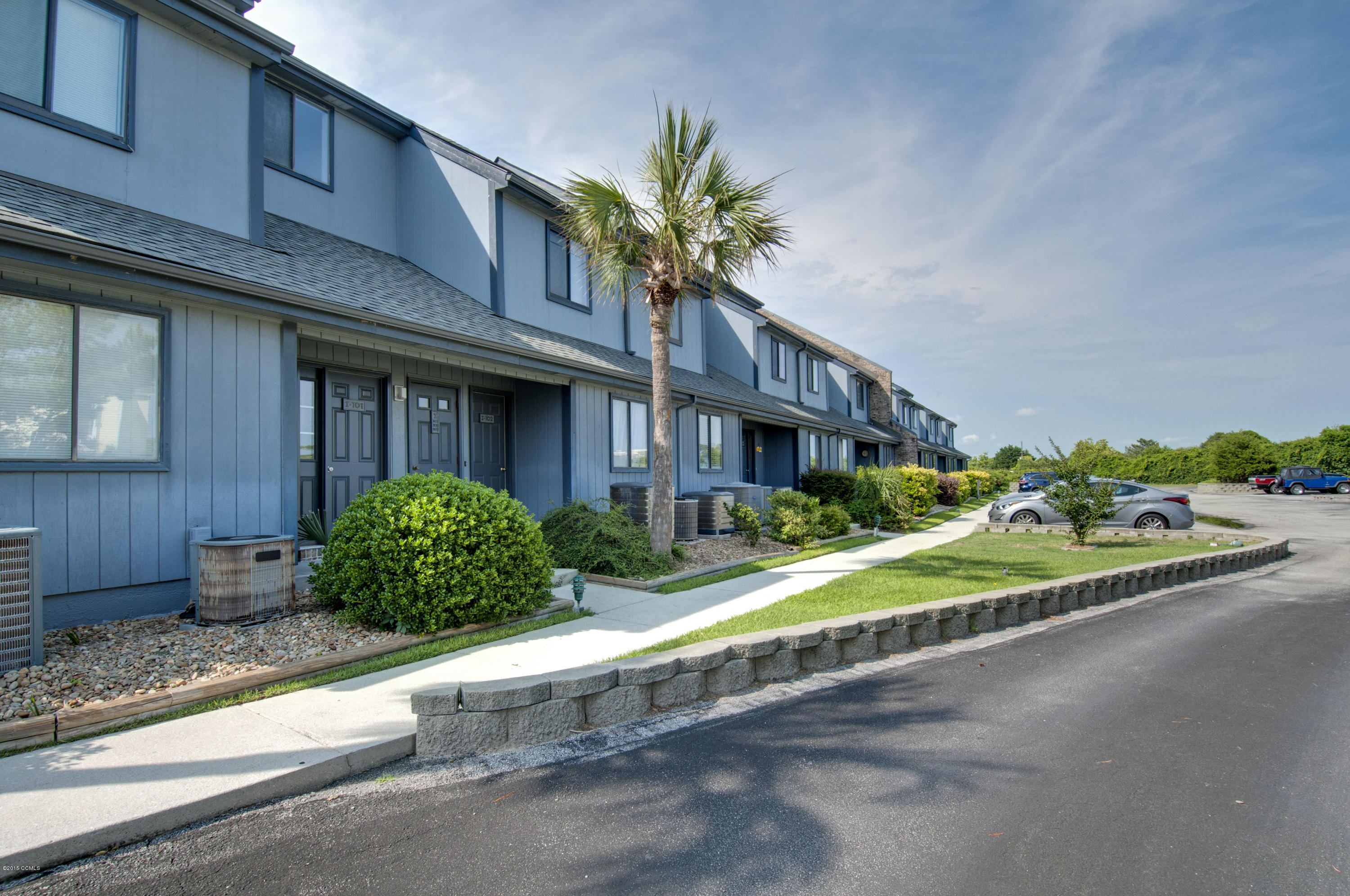 9201 Coast Guard Road, Unit I102 Emerald Isle, NC 28594 - Photo 22 of 24 JP1_9587-HDR_1