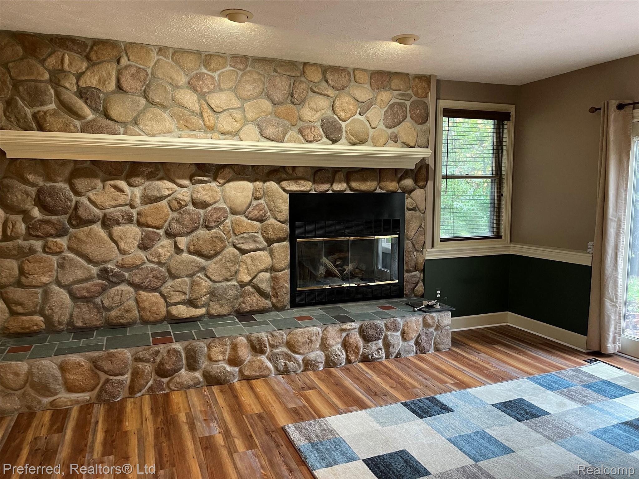 1974 Sexton Road Howell, MI 48843 - Photo 18 of 49 Fieldstone Fireplace