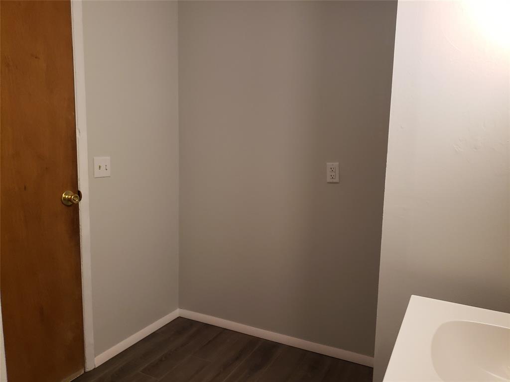2211 Raintree Place Anderson, IN 46011 - Photo 11 of 20 Gallery Image 11