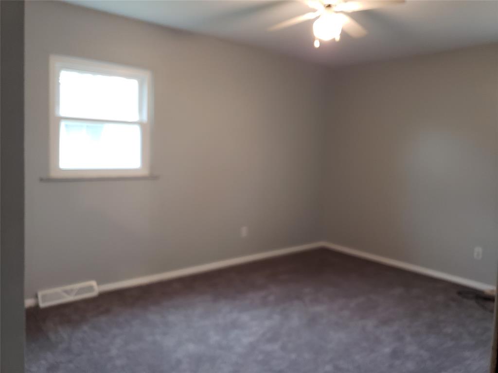 2211 Raintree Place Anderson, IN 46011 - Photo 14 of 20 Gallery Image 14