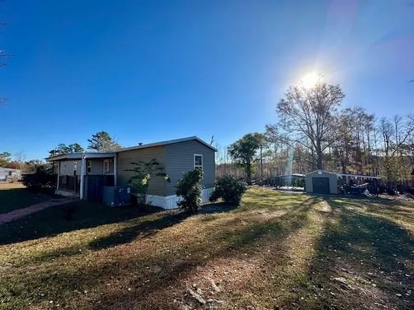 $249,900 | 180 West Arm Drive, Wewahitchka, FL 32465
