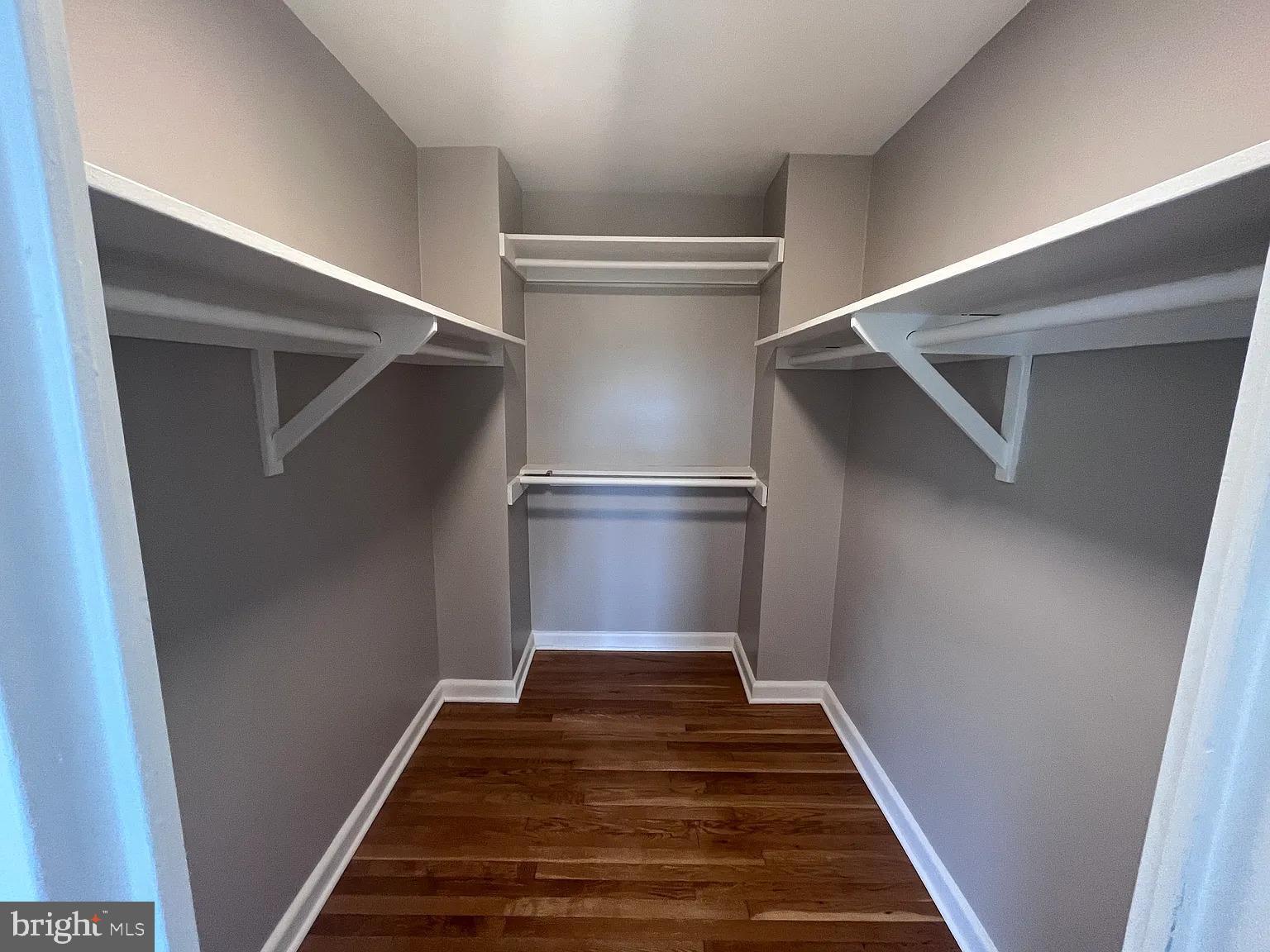 1200 South Arlington Road, Unit 504 Arlington, VA 22209 - Photo 5 of 20 a view of entryway