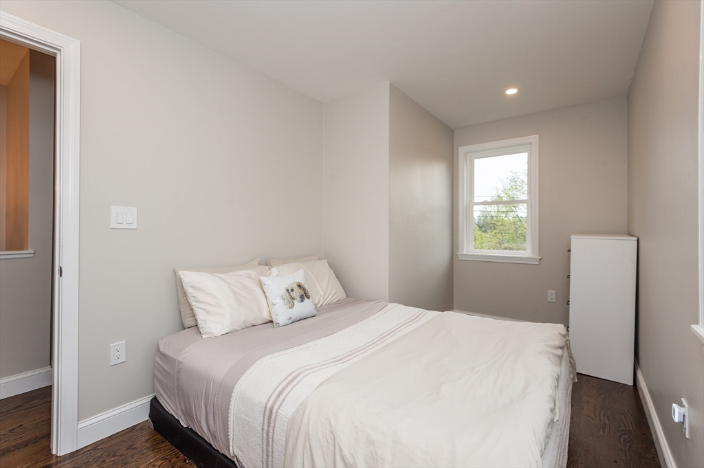 48 MacArthur Road Stoneham, MA 02180 - Photo 11 of 33