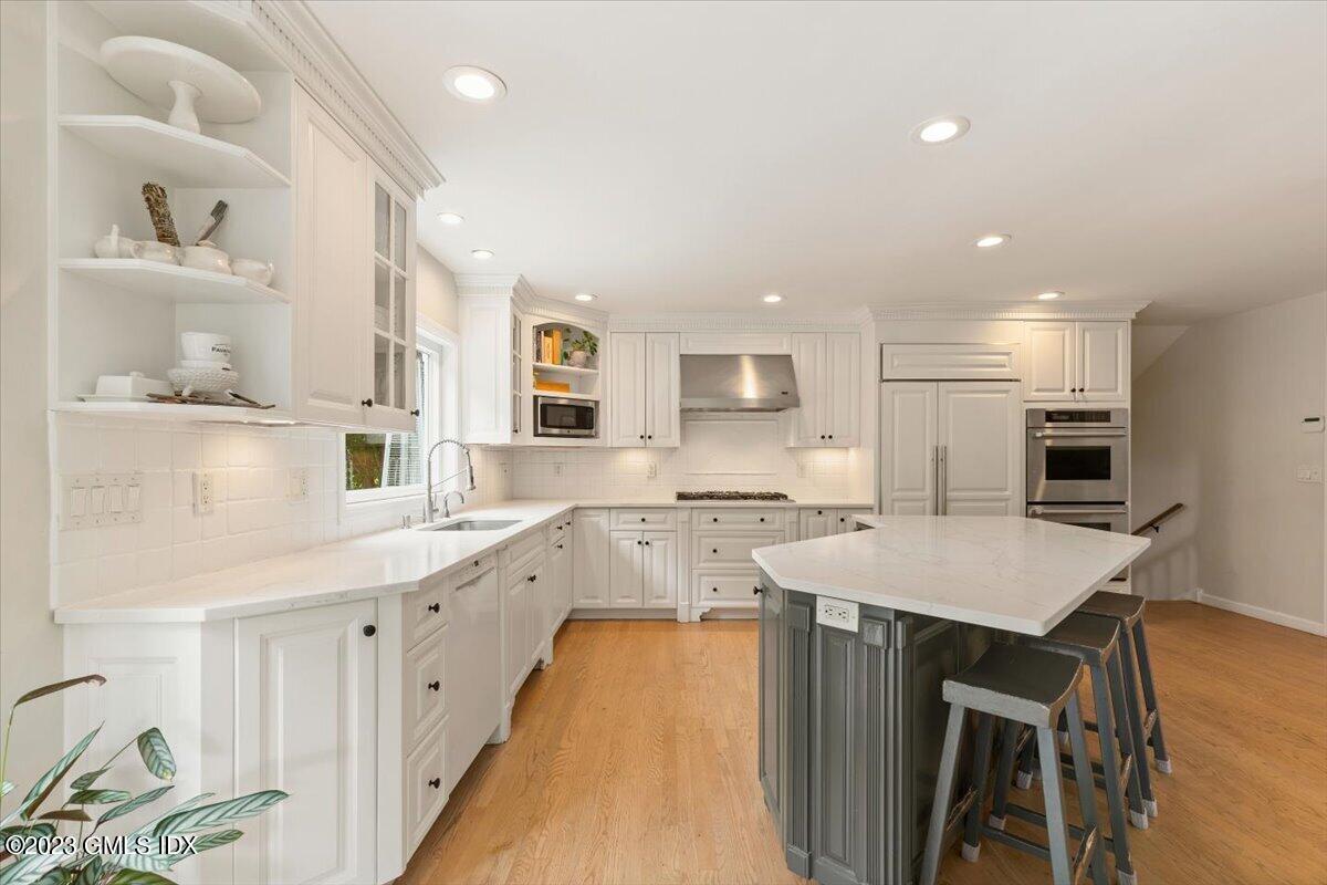 5 Sunshine Avenue Riverside, CT 06878 - Photo 9 of 35
